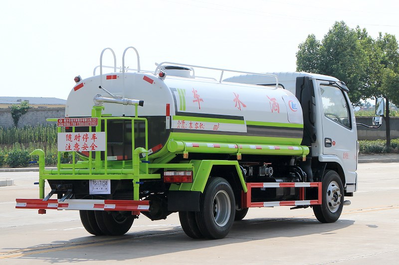 【國六】東風(fēng)小多利卡 5方 灑水車