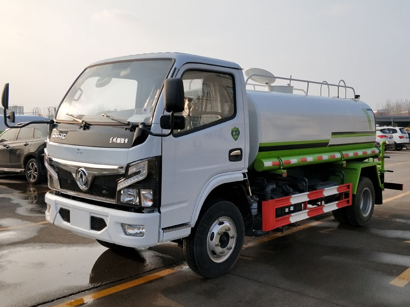 【國(guó)六】5方東風(fēng)福瑞卡灑水車(chē)