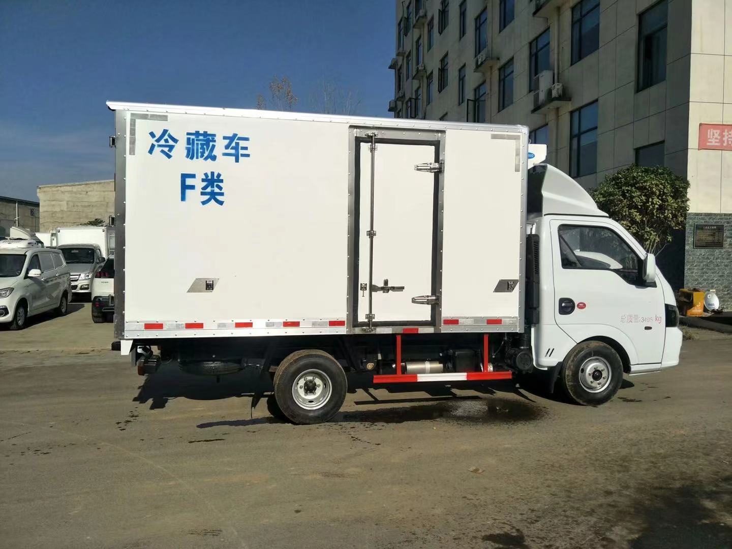 東風(fēng)途逸冷藏車國六