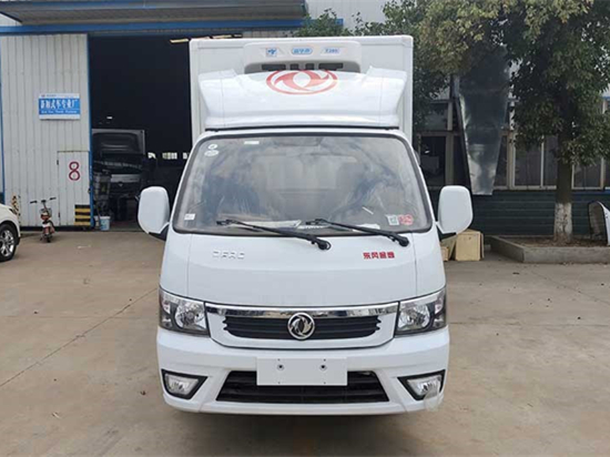 國六東風途逸3.5米冷藏車汽油版
