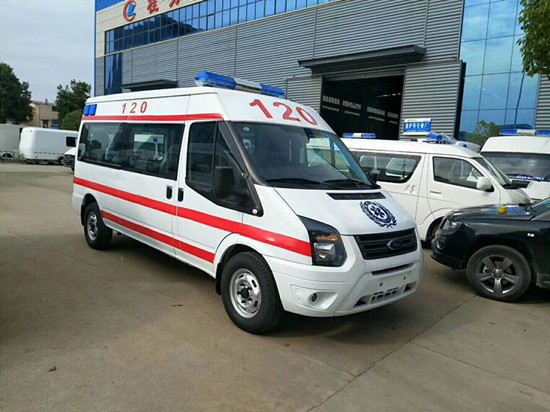 福特新世代V348長軸中頂救護(hù)車