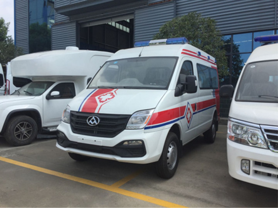 上汽大通短軸救護車