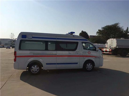 福田G9救護車