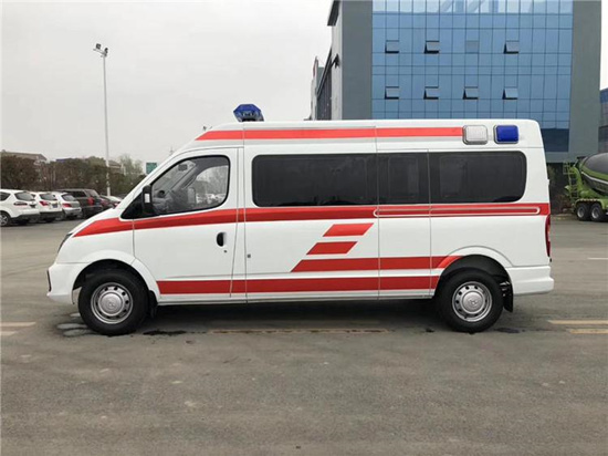 上汽大通長軸救護(hù)車